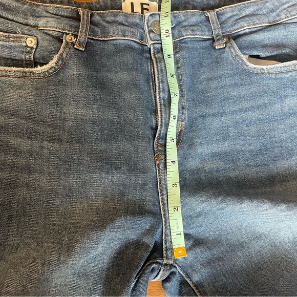 Lovers + Friends Jeans Womens 31 Ricky Skinny Denim Brighton Distressed Med Wash - Picture 7 of 12